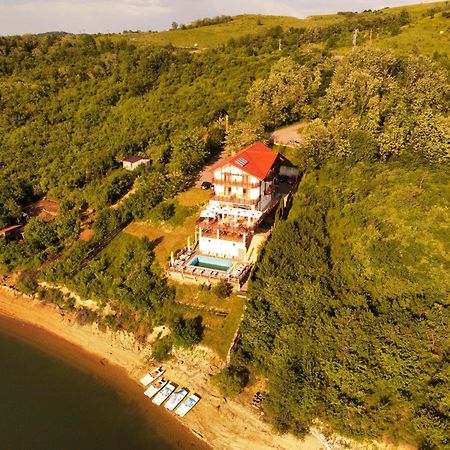 Pensiunea Belvedere チンチシュ エクステリア 写真